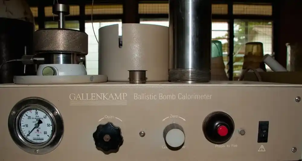 Bombenkalorimeter