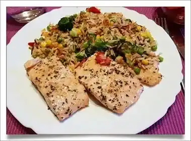 Rezept: Pfannen-Lachs mit Basilikum
